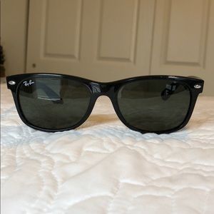 Wayfarer Black Ray Bans